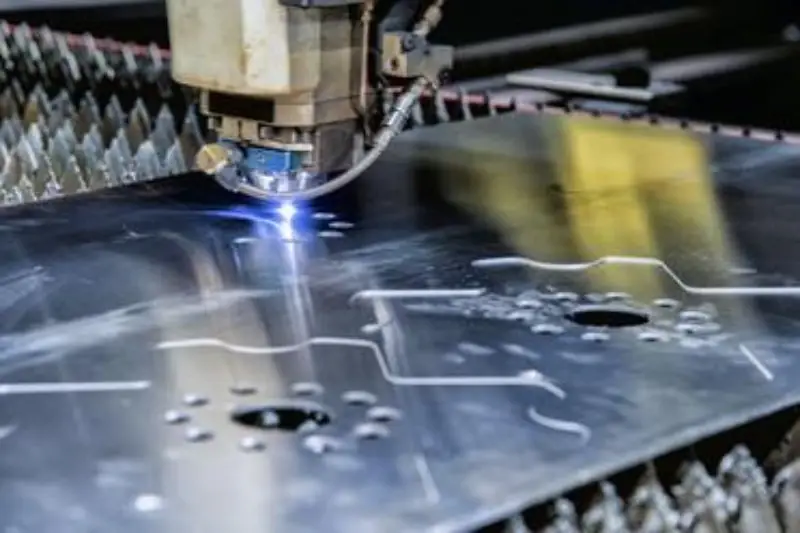 Corte a laser de aço carbono em Sapiranga